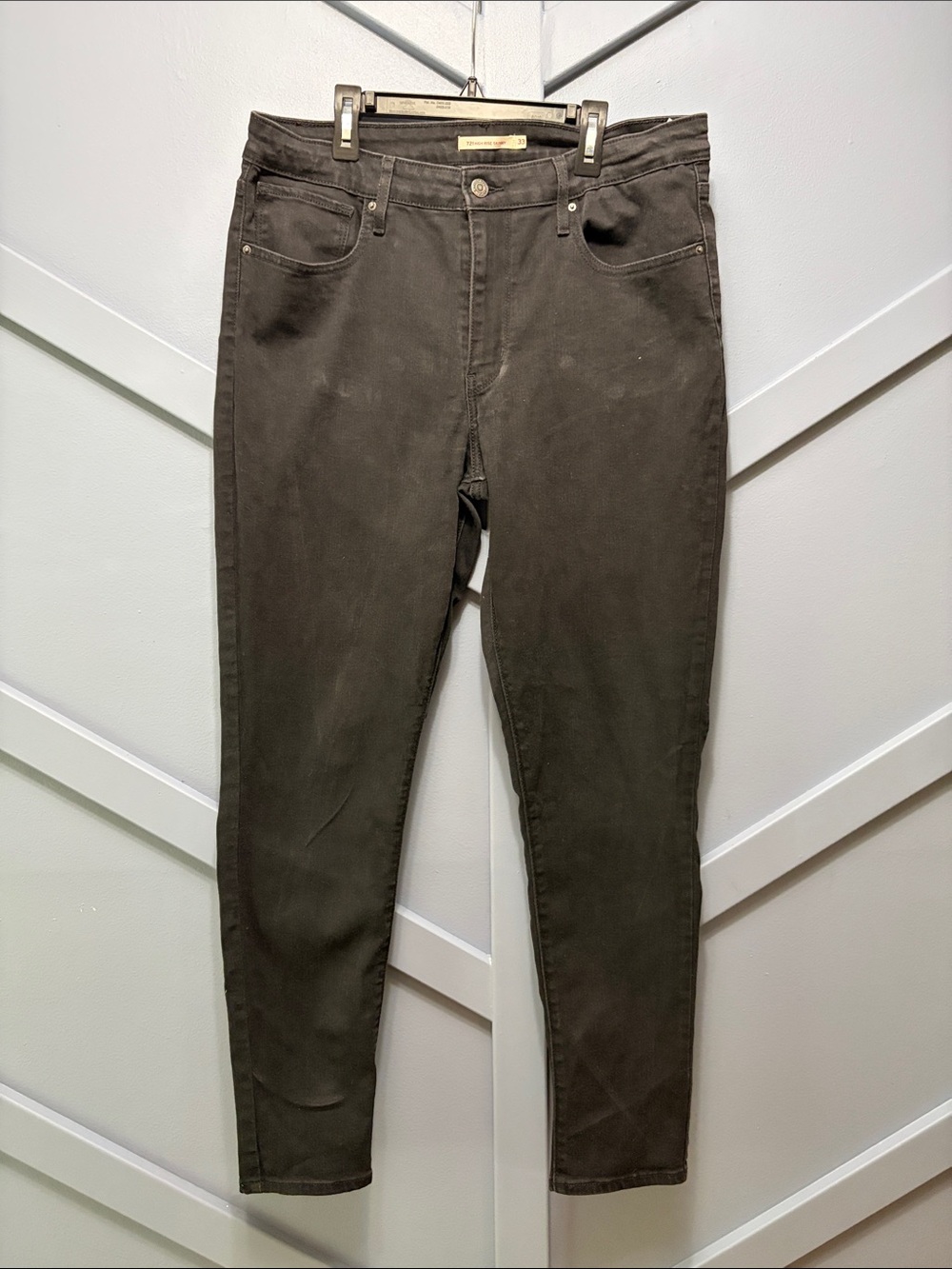 High-Rise black Slim Jeans
